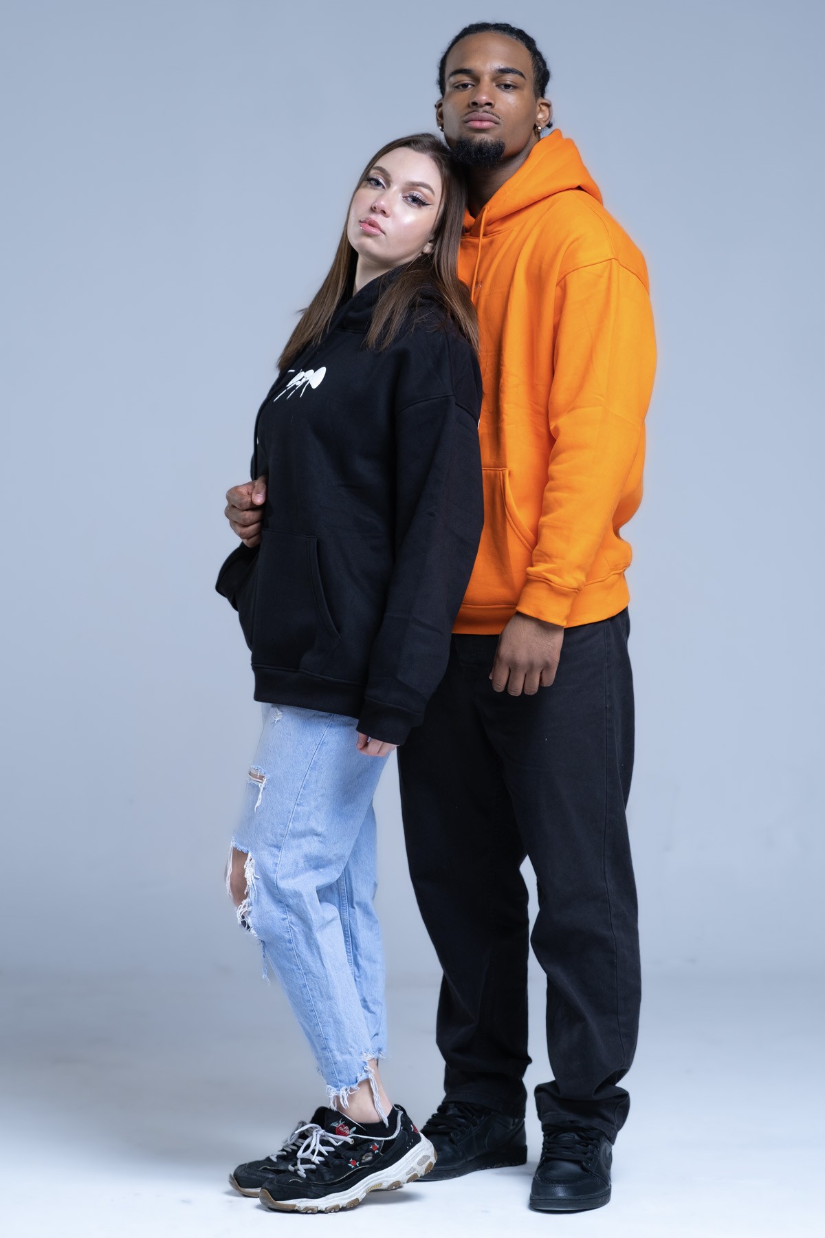 Cobra Kai Sweat à Capuche Officiel – Style Baseball Noir Et Jaune – Sweatshirt Licence Originale Pour Fans De La Série